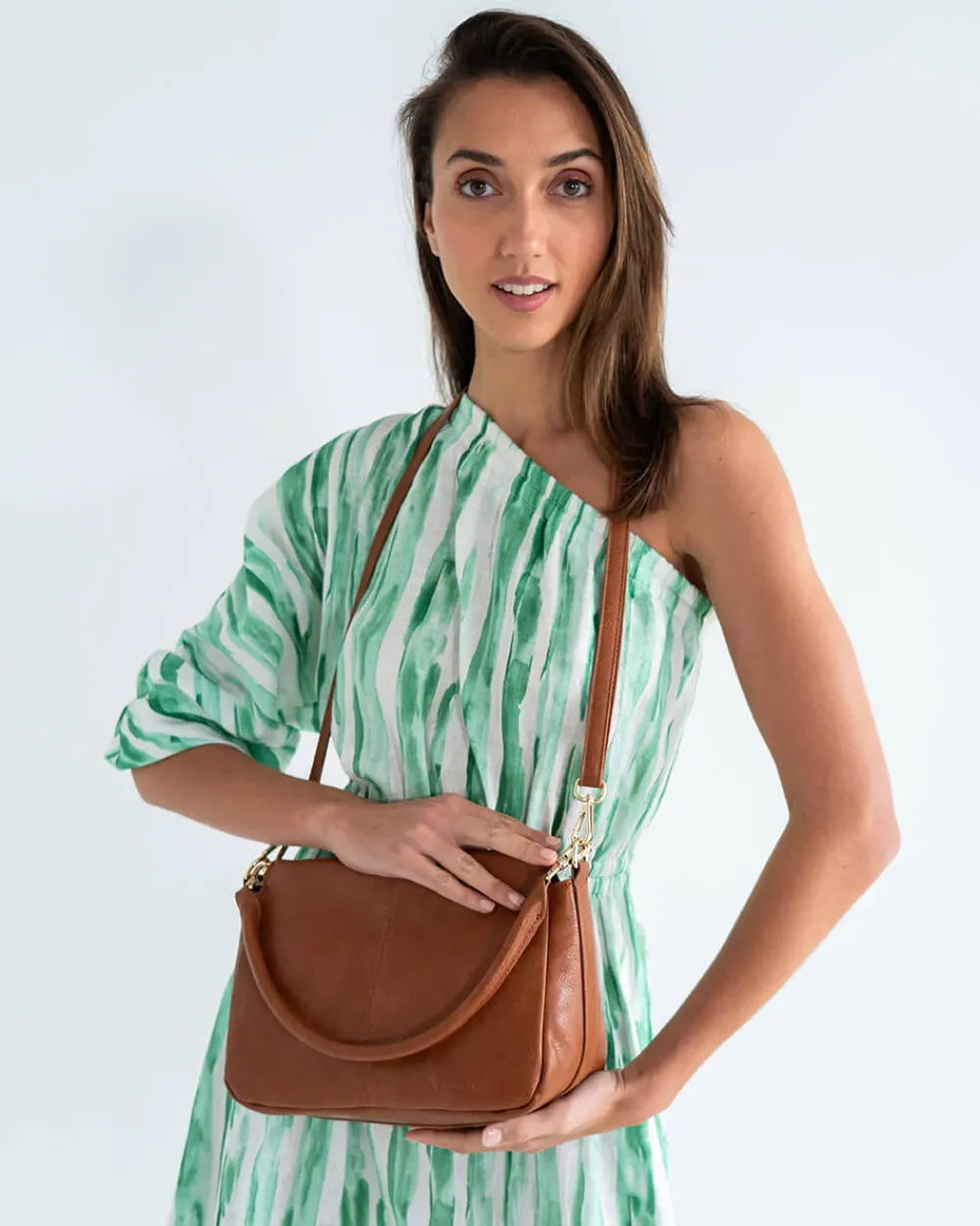 ELMS+KING Amherst Shoulder Bag - Tan Pebble