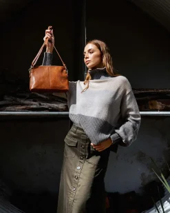ELMS+KING Burbank Crossbody Large - Tan Pebble